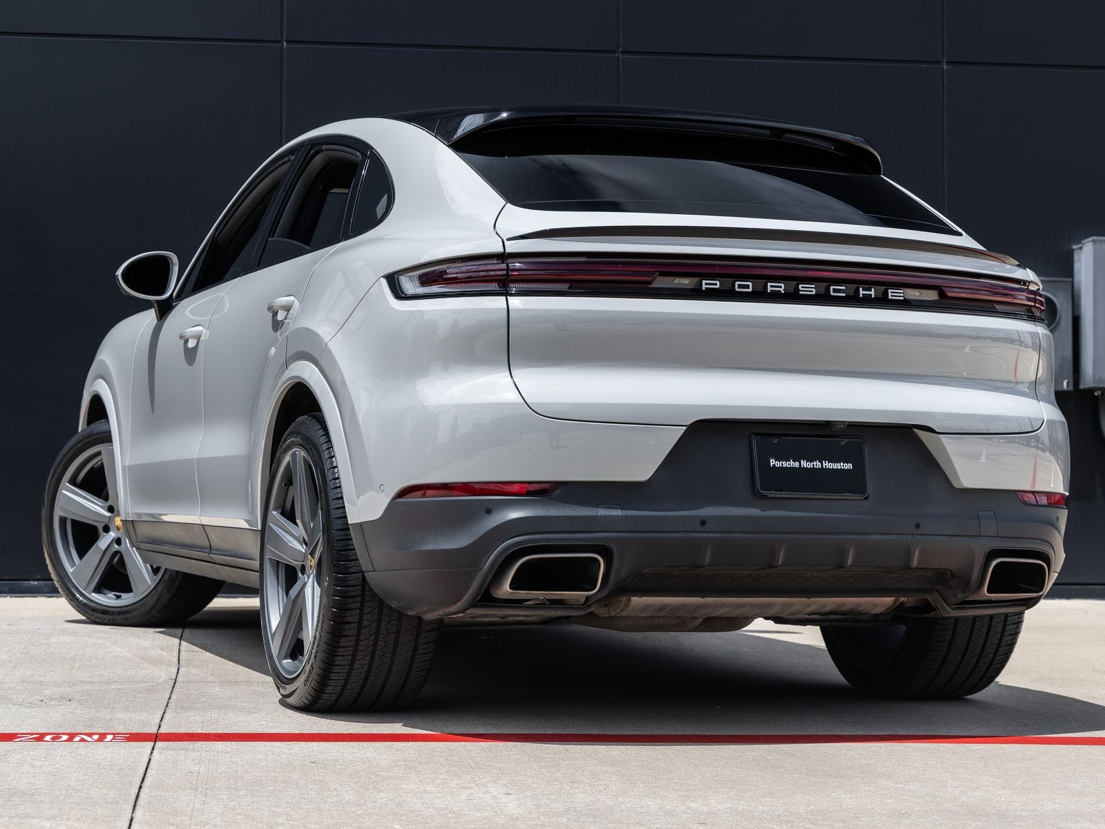 2024 Porsche Cayenne Coupe