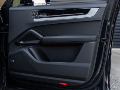 2026 Porsche Cayenne Coupe