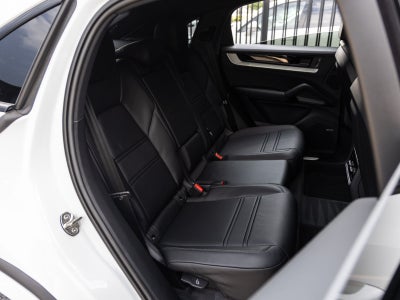 2026 Porsche Cayenne Coupe