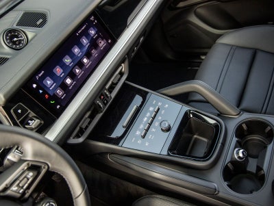 2026 Porsche Cayenne Coupe
