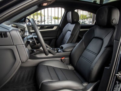 2026 Porsche Cayenne Coupe