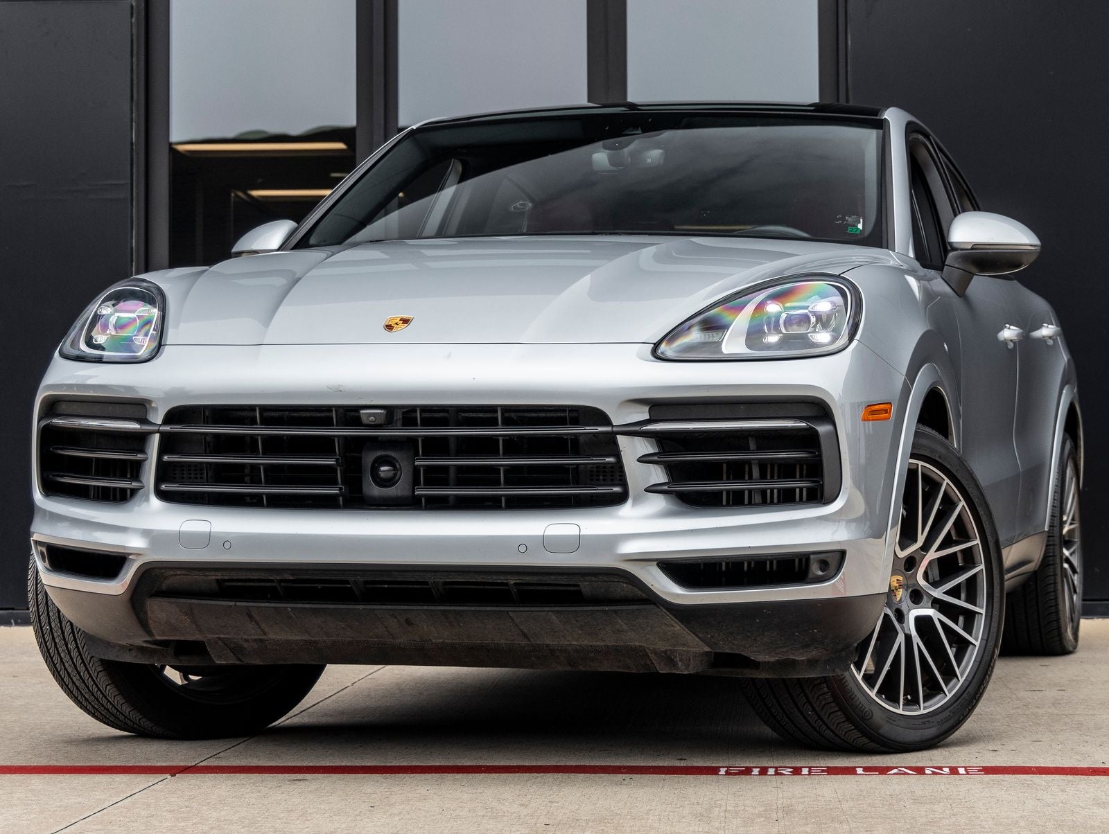 2021 Porsche Cayenne S's photo