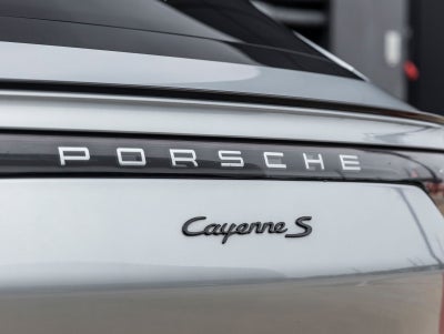 2021 Porsche Cayenne S Coupe