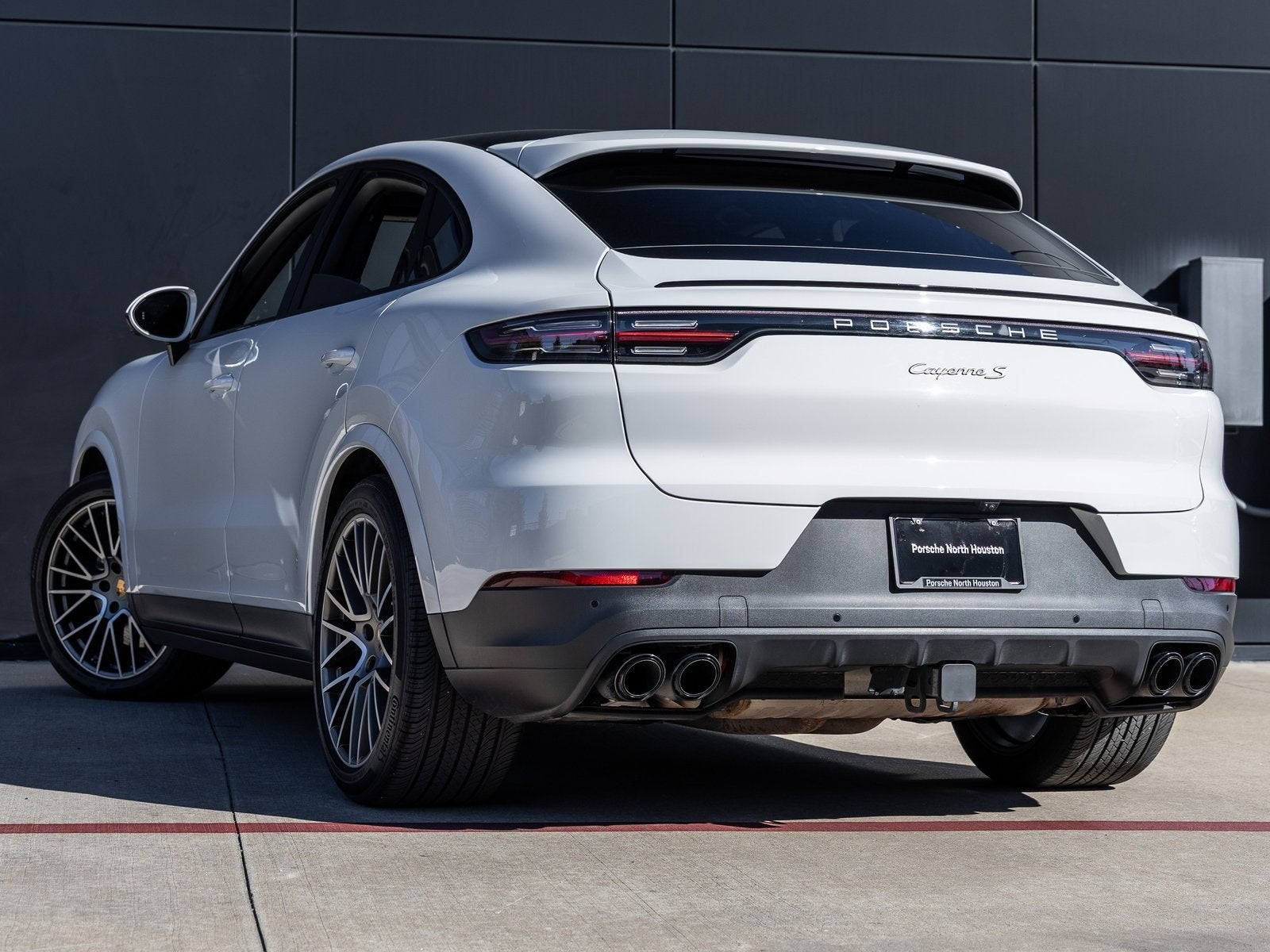 2023 Porsche Cayenne Coupe Cayenne S Coupe Platinum Edition
