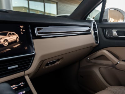 2023 Porsche Cayenne Coupe Cayenne S Coupe Platinum Edition