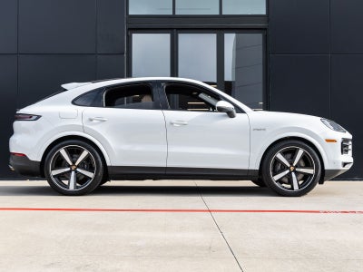 2025 Porsche Cayenne E-Hybrid Coupe