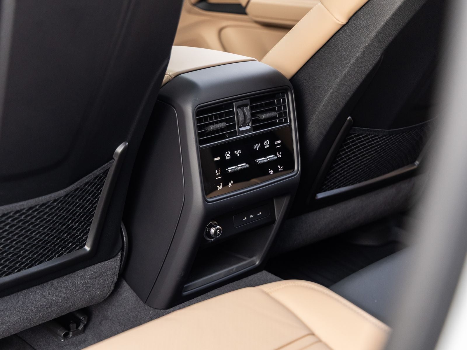 2025 Porsche Cayenne E-Hybrid Coupe