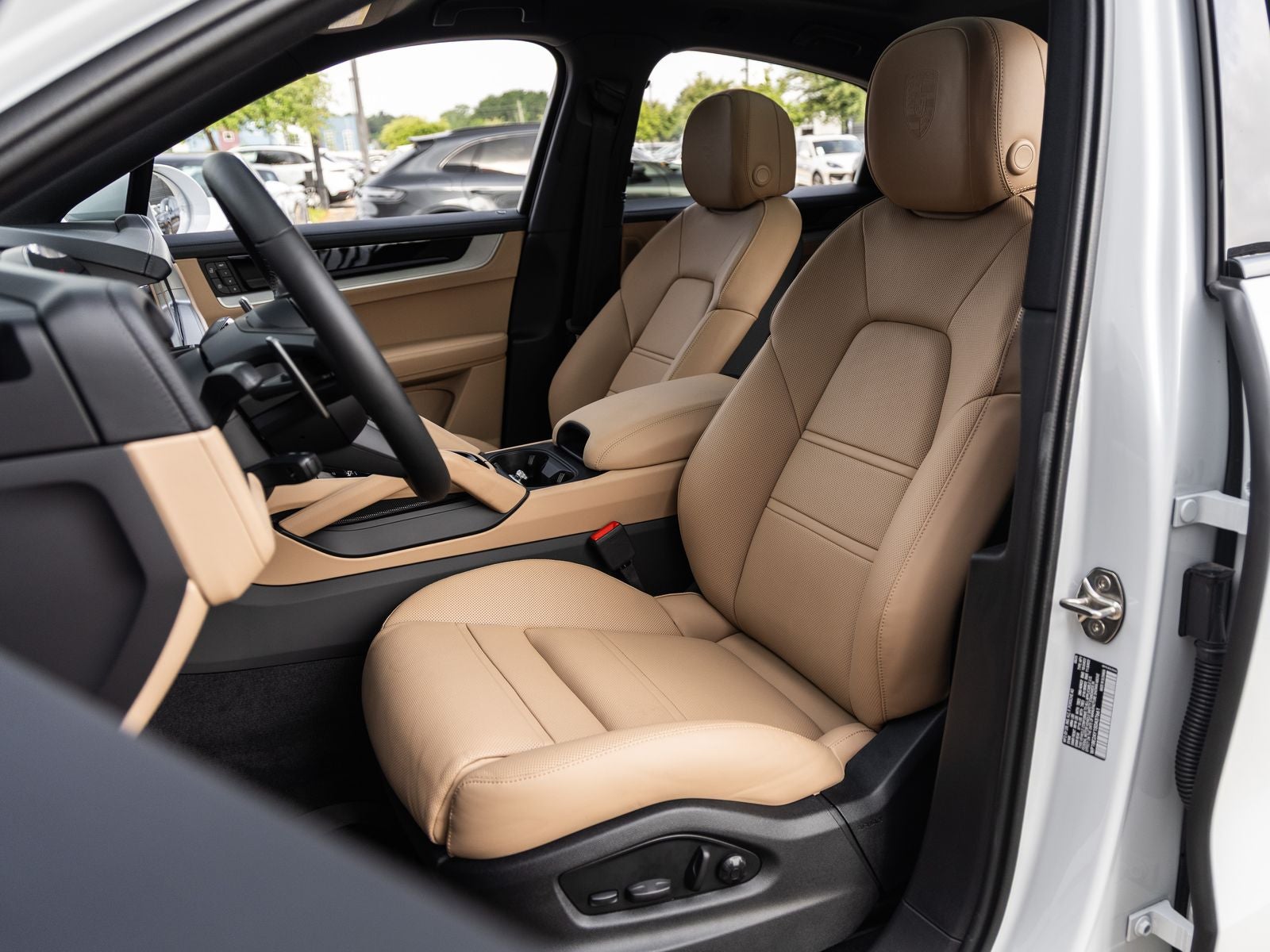 2025 Porsche Cayenne E-Hybrid Coupe