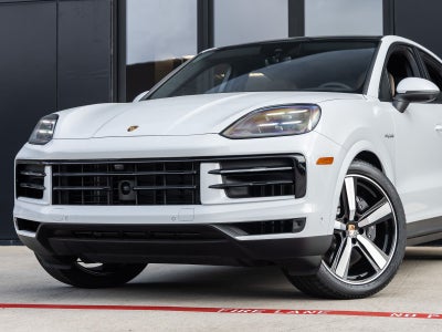 2025 Porsche Cayenne E-Hybrid Coupe