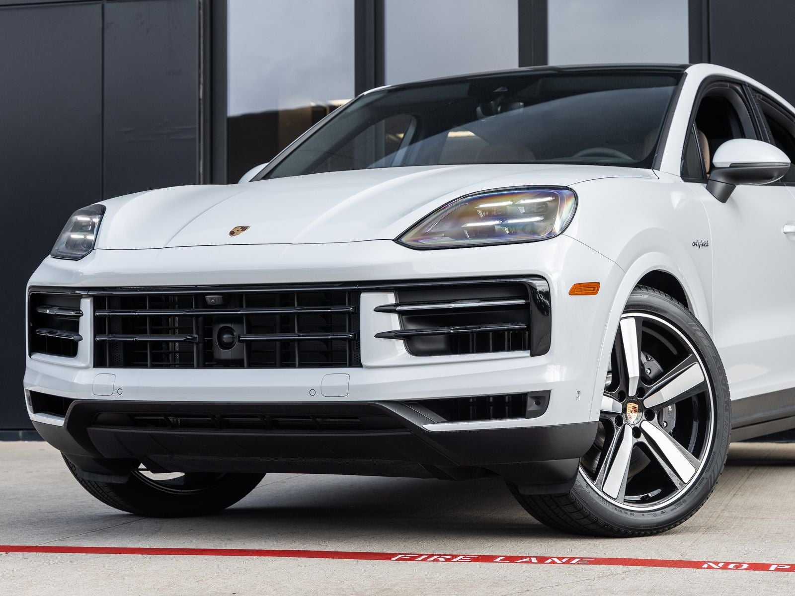 2025 Porsche Cayenne E-Hybrid Coupe