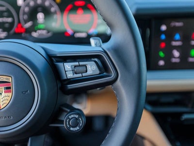 2025 Porsche Cayenne E-Hybrid Coupe