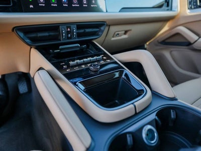 2025 Porsche Cayenne E-Hybrid Coupe