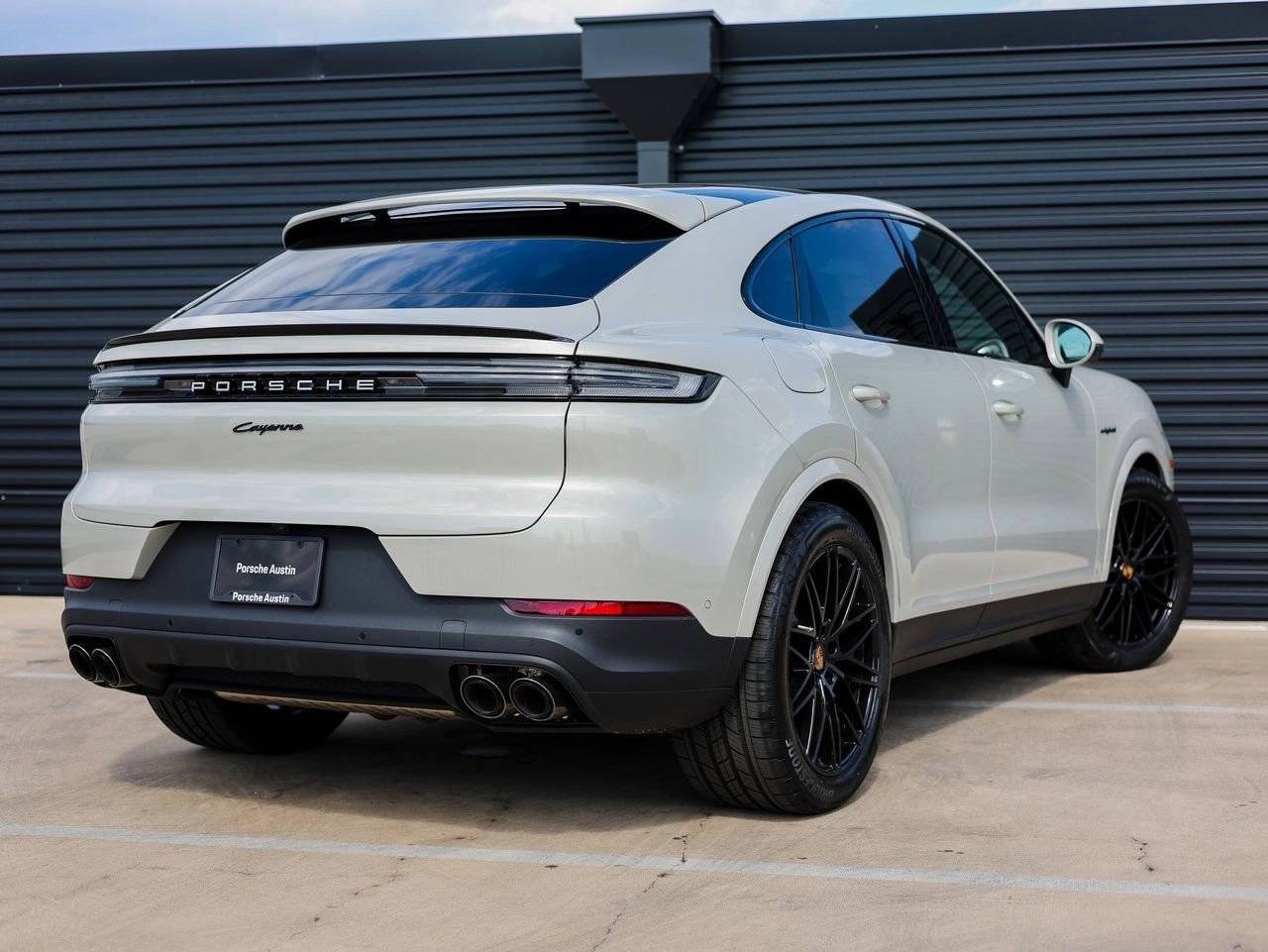 2025 Porsche Cayenne E-Hybrid Coupe