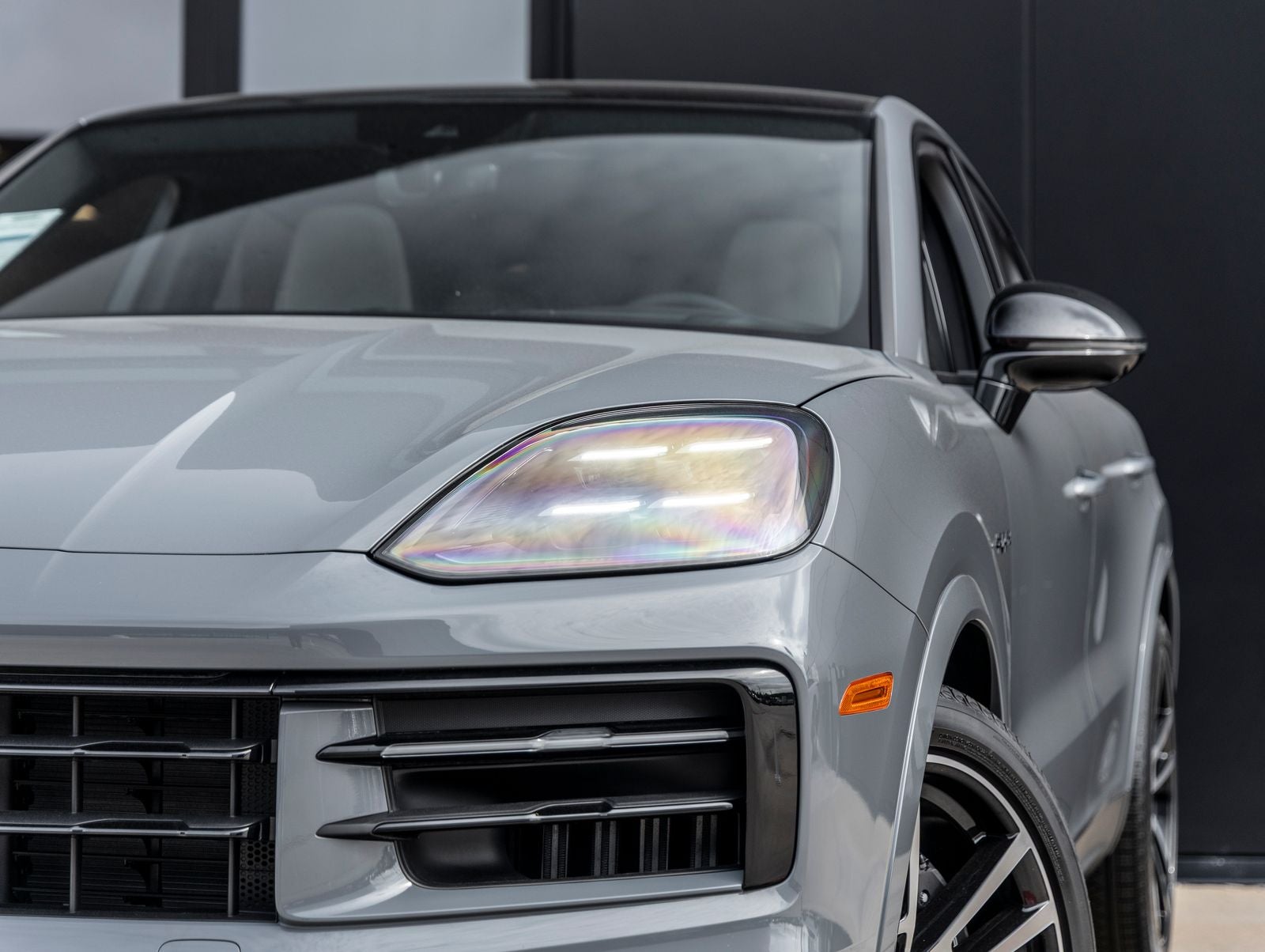 2025 Porsche Cayenne Coup E-Hybrid - Photo 16