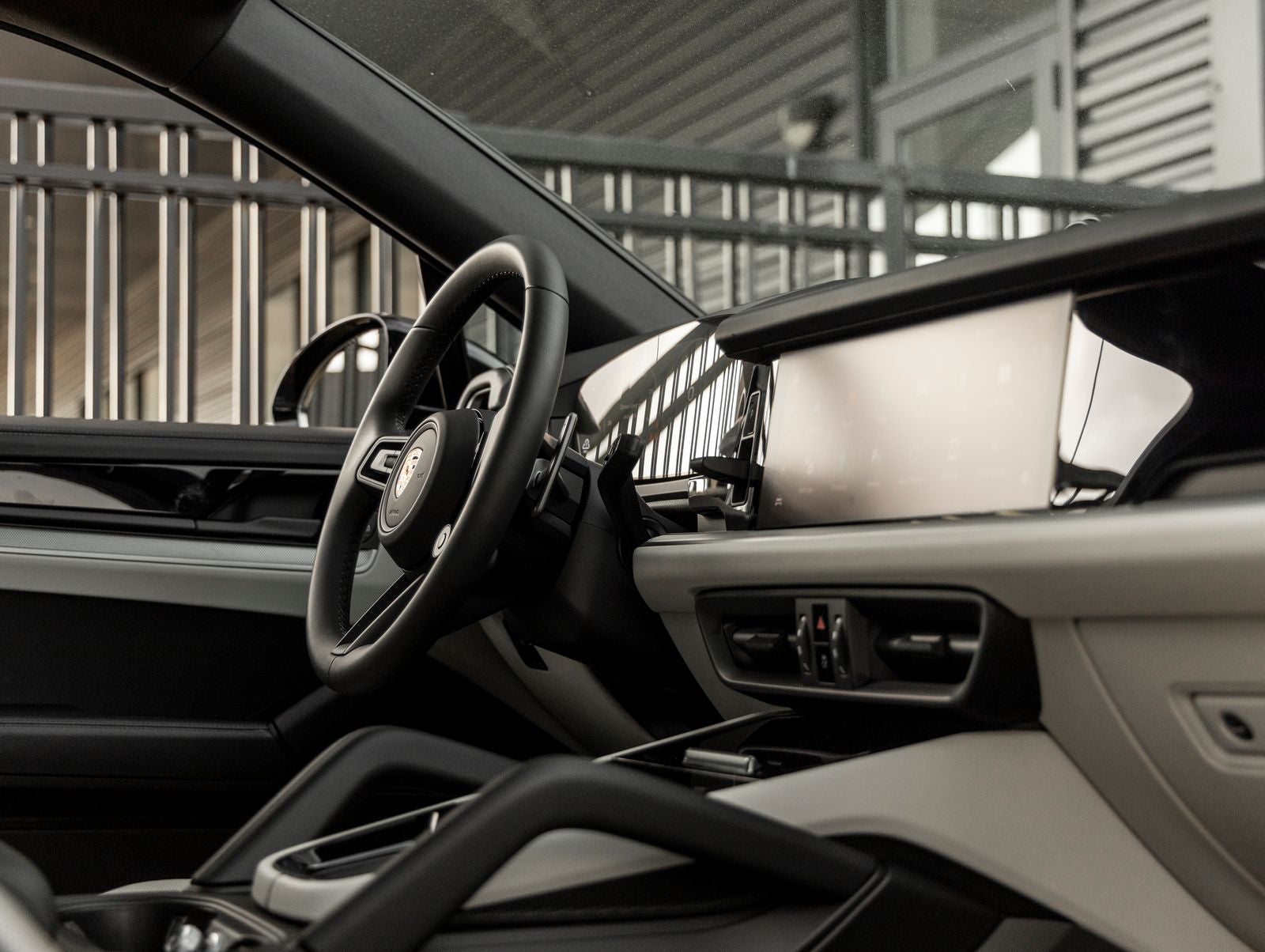 2025 Porsche Cayenne Coup E-Hybrid - Photo 48