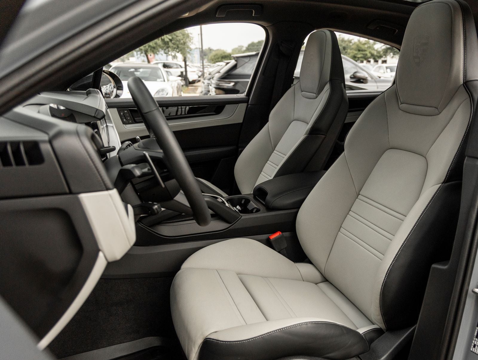 2025 Porsche Cayenne Coup E-Hybrid - Photo 5
