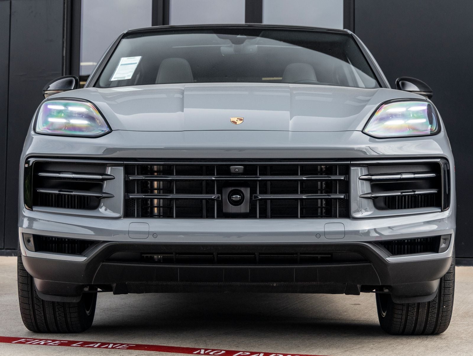 2025 Porsche Cayenne Coup E-Hybrid - Photo 8