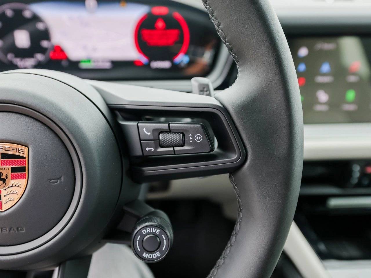 2025 Porsche Cayenne E-Hybrid Coupe