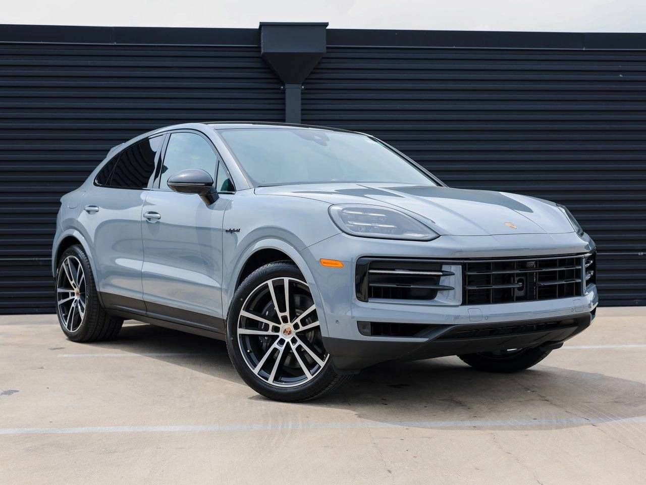2025 Porsche Cayenne E-Hybrid Coupe