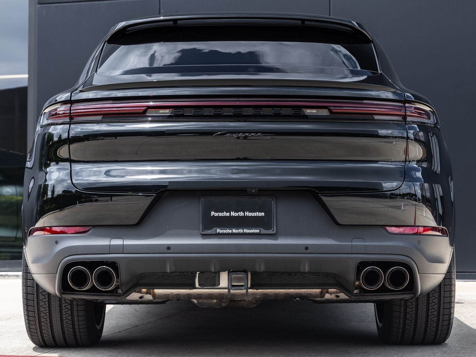 2025 Porsche Cayenne Coup E-Hybrid - Photo 10