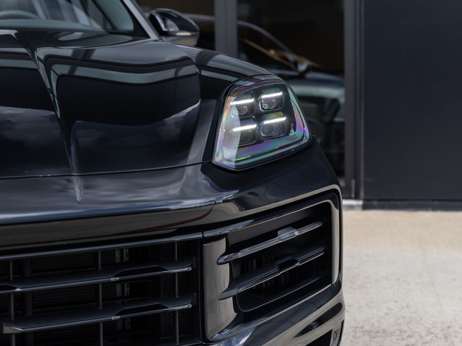 2025 Porsche Cayenne E-Hybrid Coupe