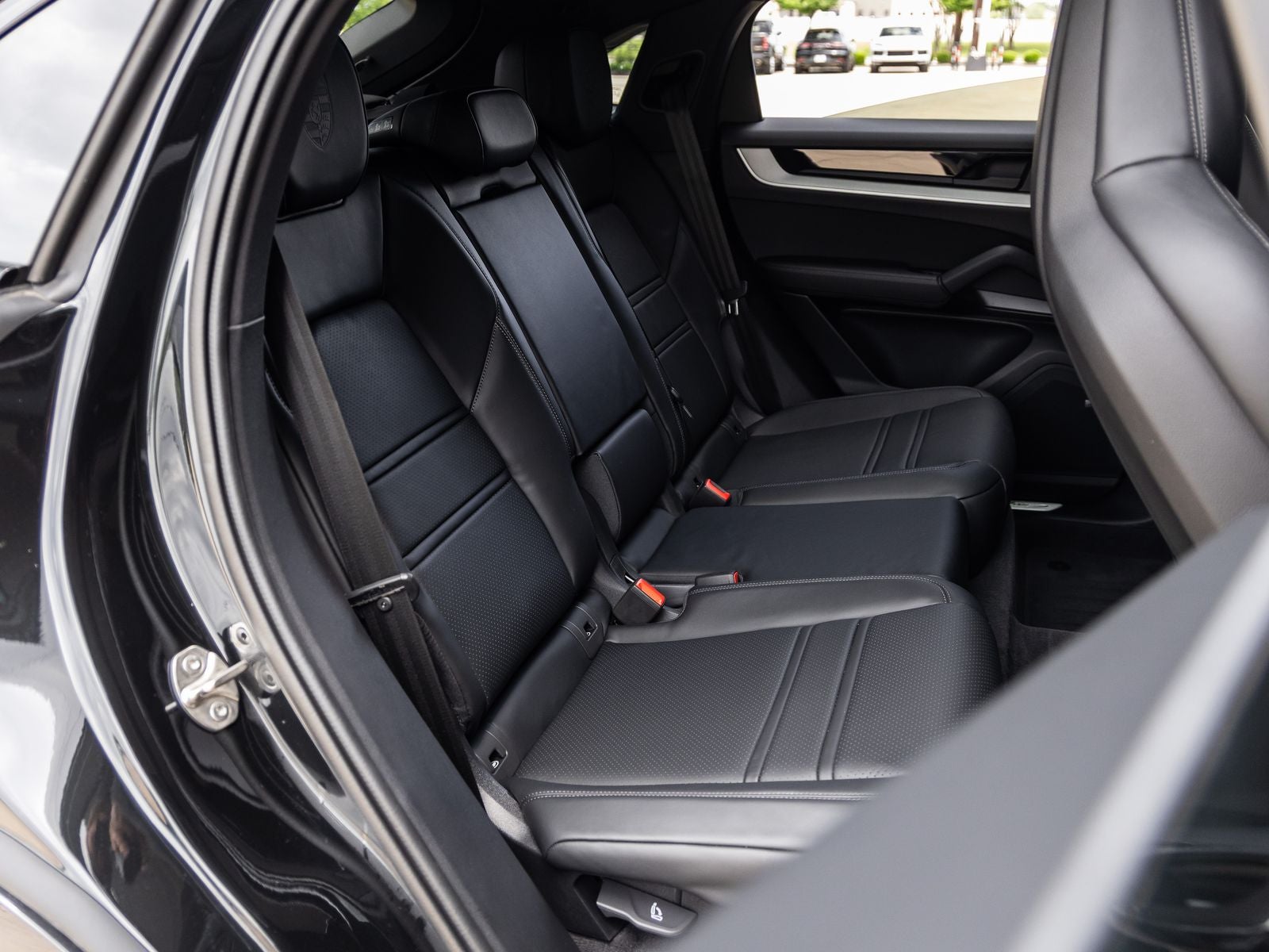 2025 Porsche Cayenne E-Hybrid Coupe