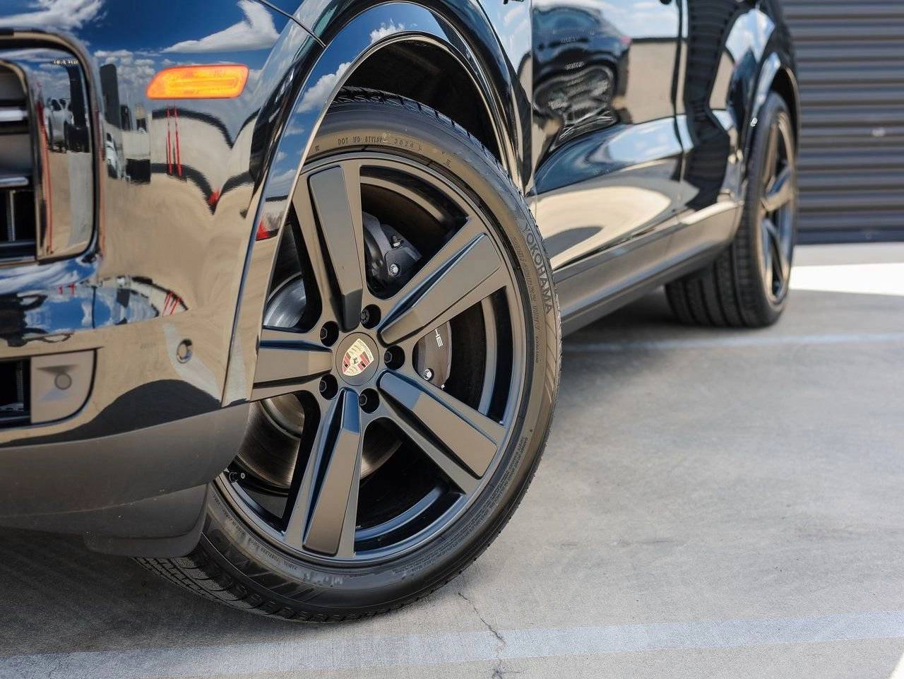 2025 Porsche Cayenne E-Hybrid Coupe