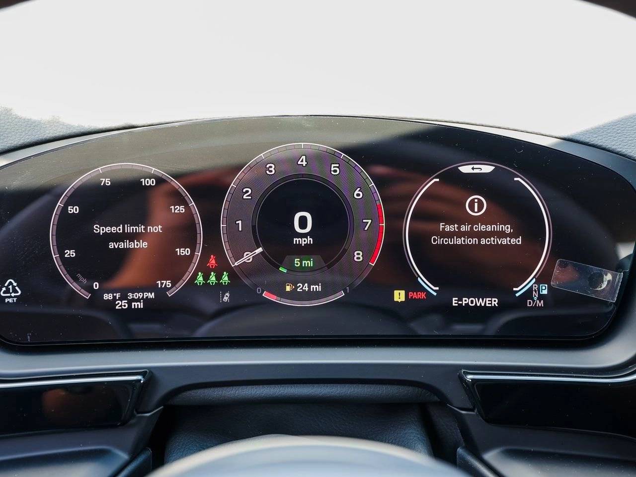 2025 Porsche Cayenne E-Hybrid Coupe