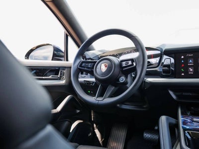 2025 Porsche Cayenne E-Hybrid Coupe