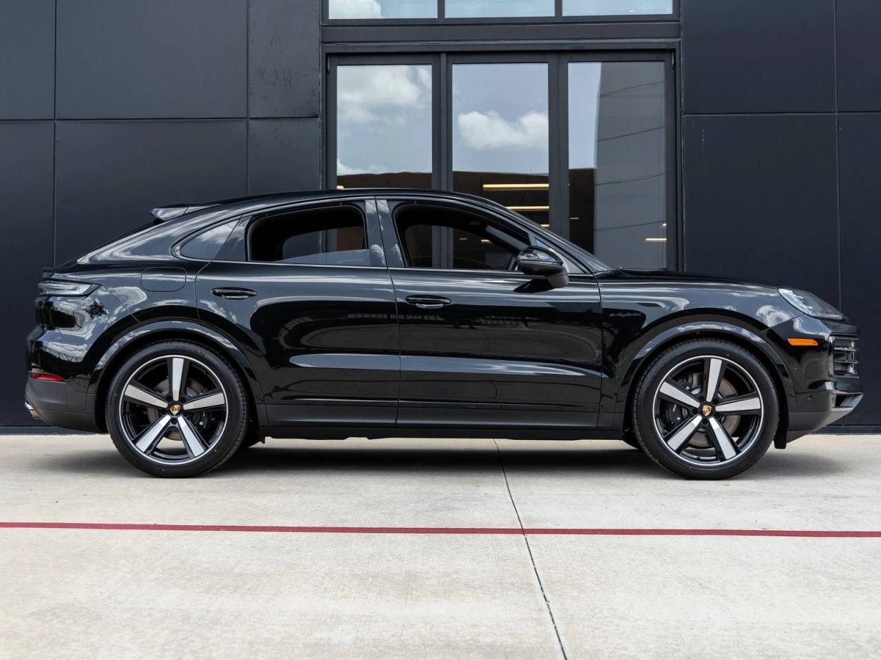 2025 Porsche Cayenne E-Hybrid Coupe