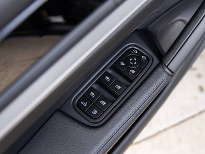 2025 Porsche Cayenne E-Hybrid Coupe