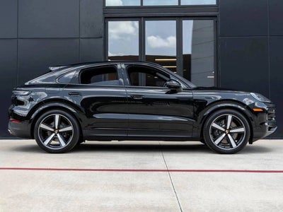 2025 Porsche Cayenne E-Hybrid Coupe
