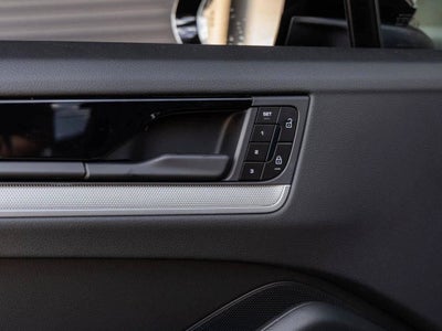 2025 Porsche Cayenne E-Hybrid Coupe