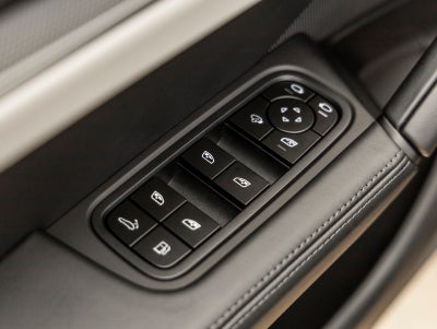 2026 Porsche Cayenne E-Hybrid Coupe