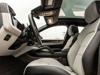 2026 Porsche Cayenne E-Hybrid Coupe