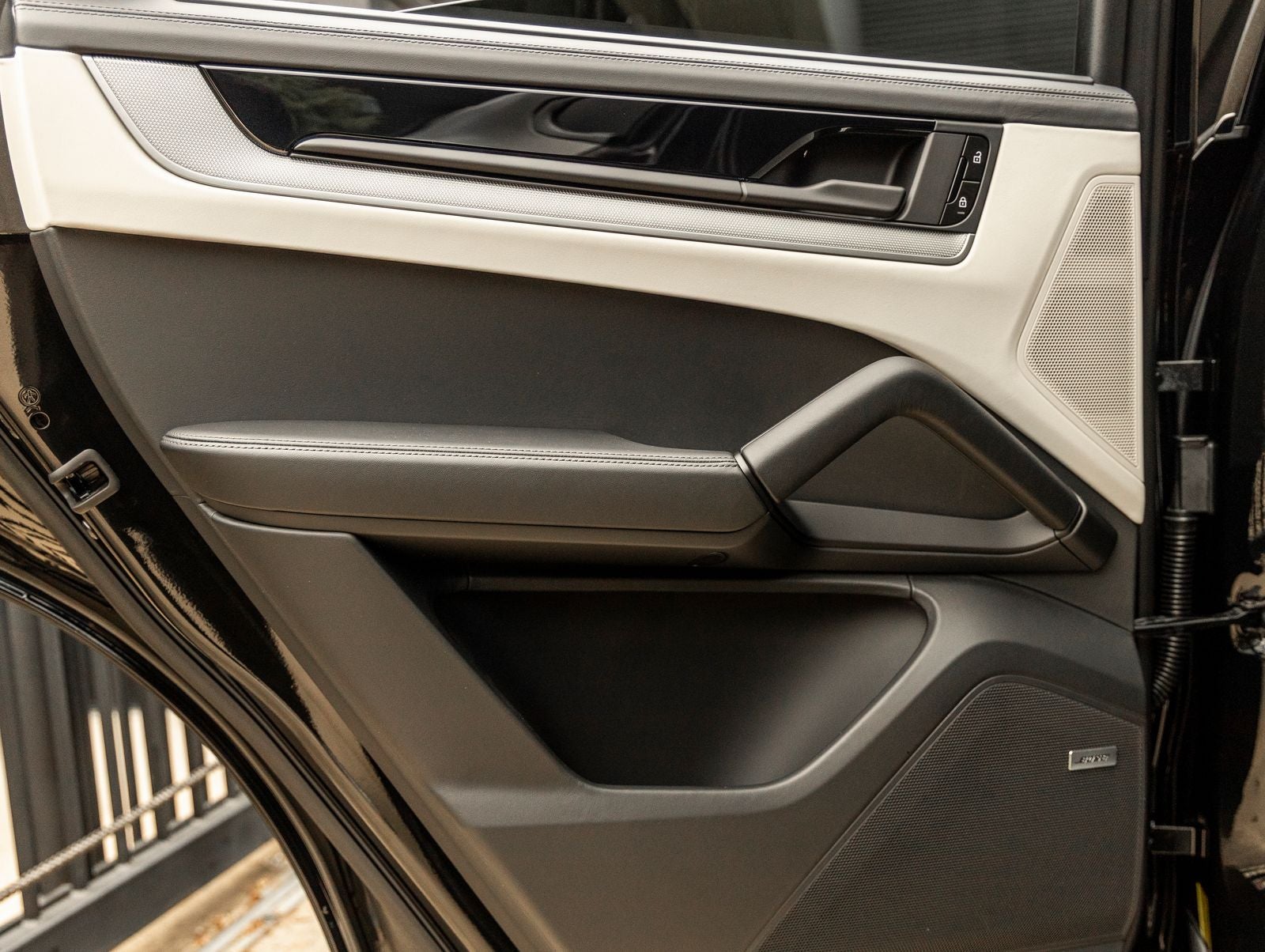 2026 Porsche Cayenne E-Hybrid Coupe