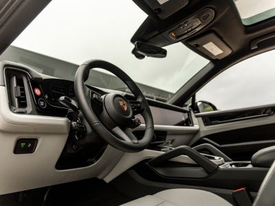 2026 Porsche Cayenne E-Hybrid Coupe