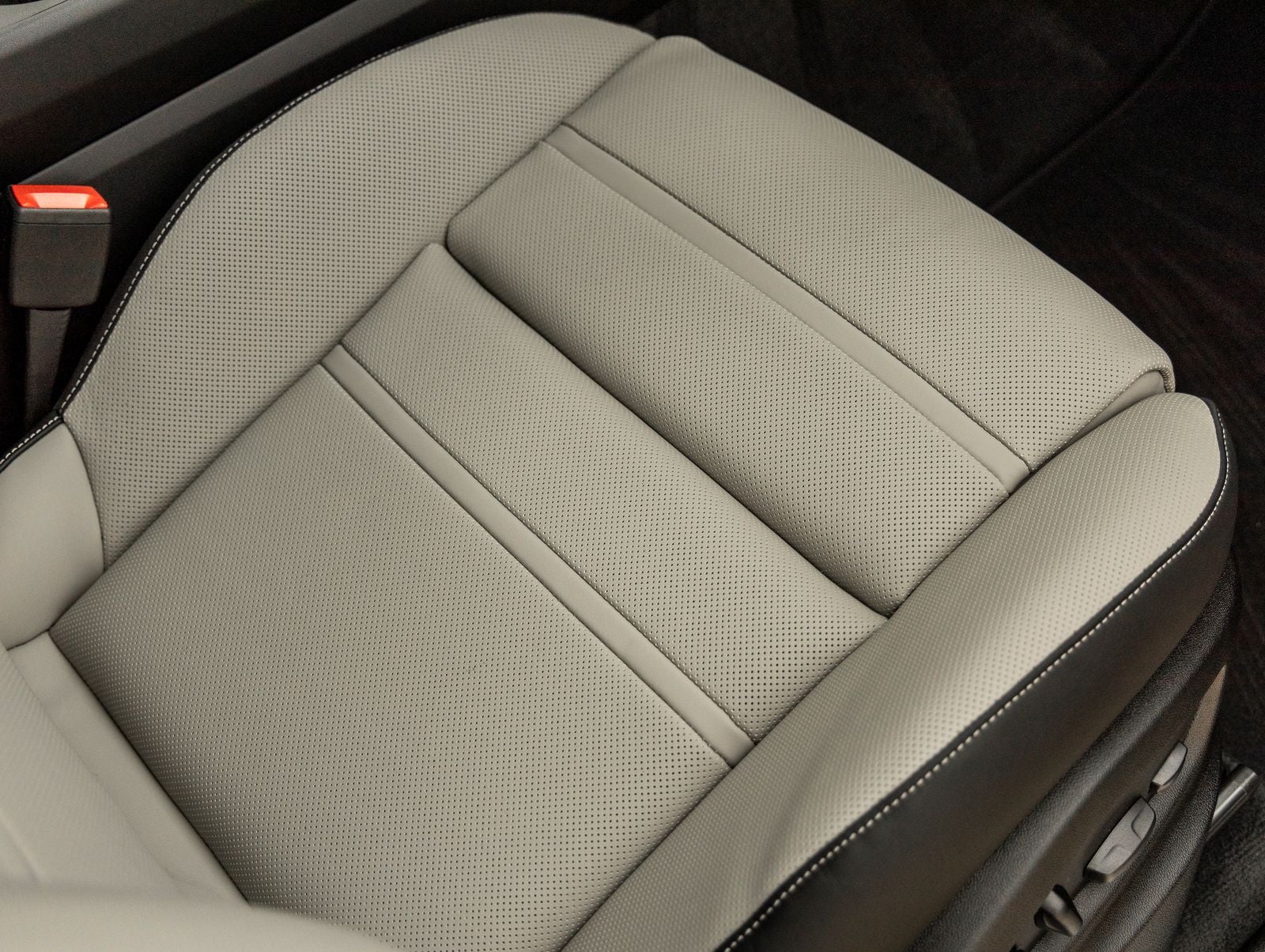 2026 Porsche Cayenne E-Hybrid Coupe