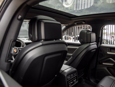2026 Porsche Cayenne Cayenne E-Hybrid Coupe