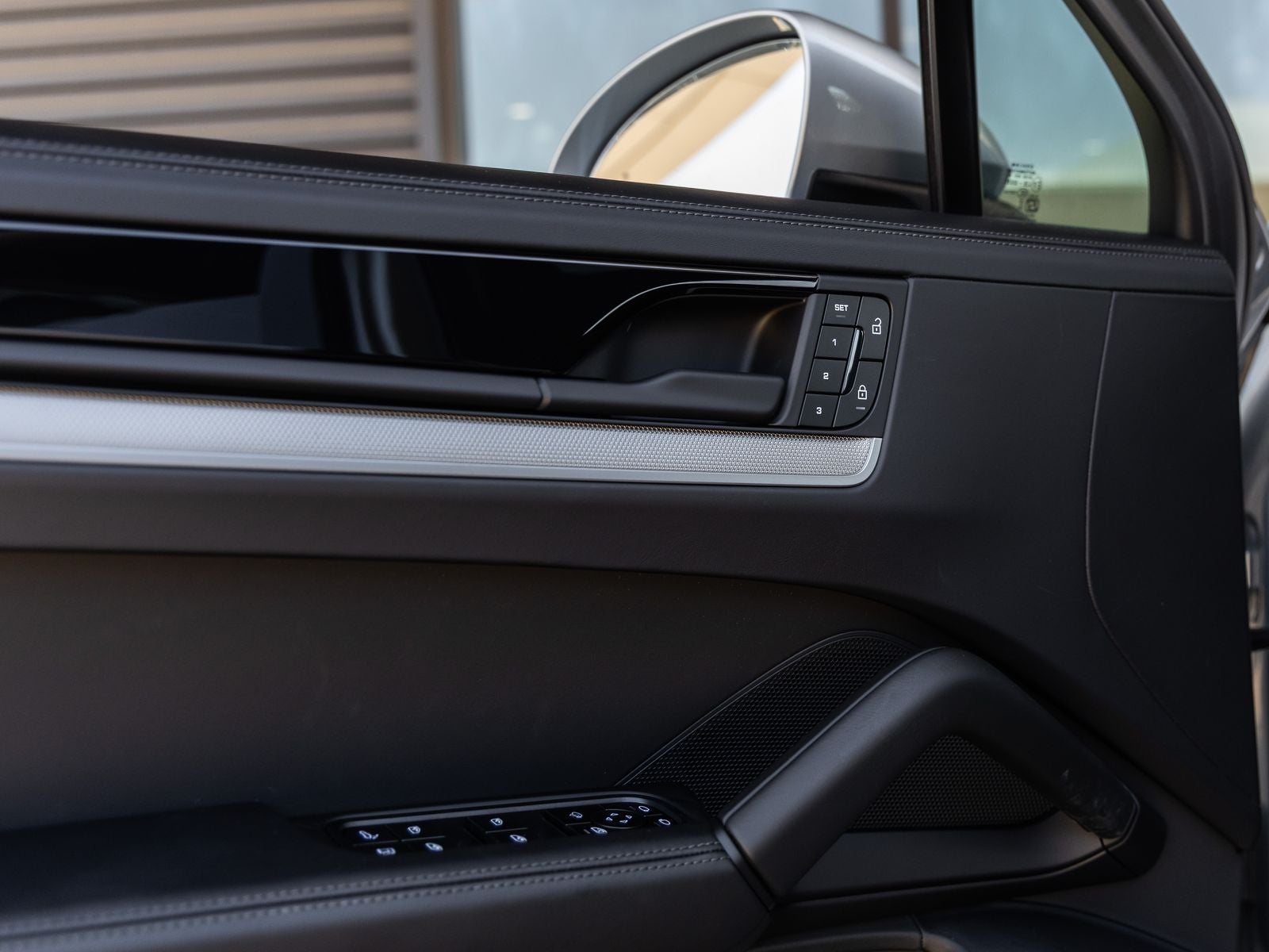 2025 Porsche Cayenne Cayenne E-Hybrid Coupe