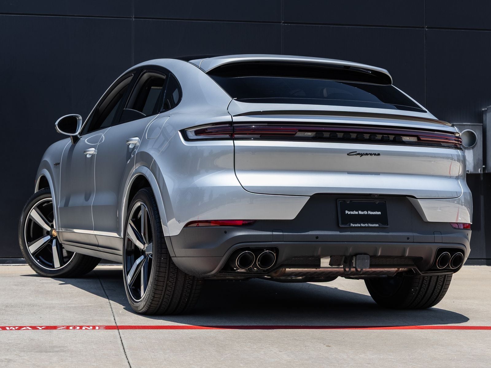 2025 Porsche Cayenne Cayenne E-Hybrid Coupe