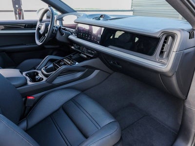 2025 Porsche Cayenne E-Hybrid Coupe