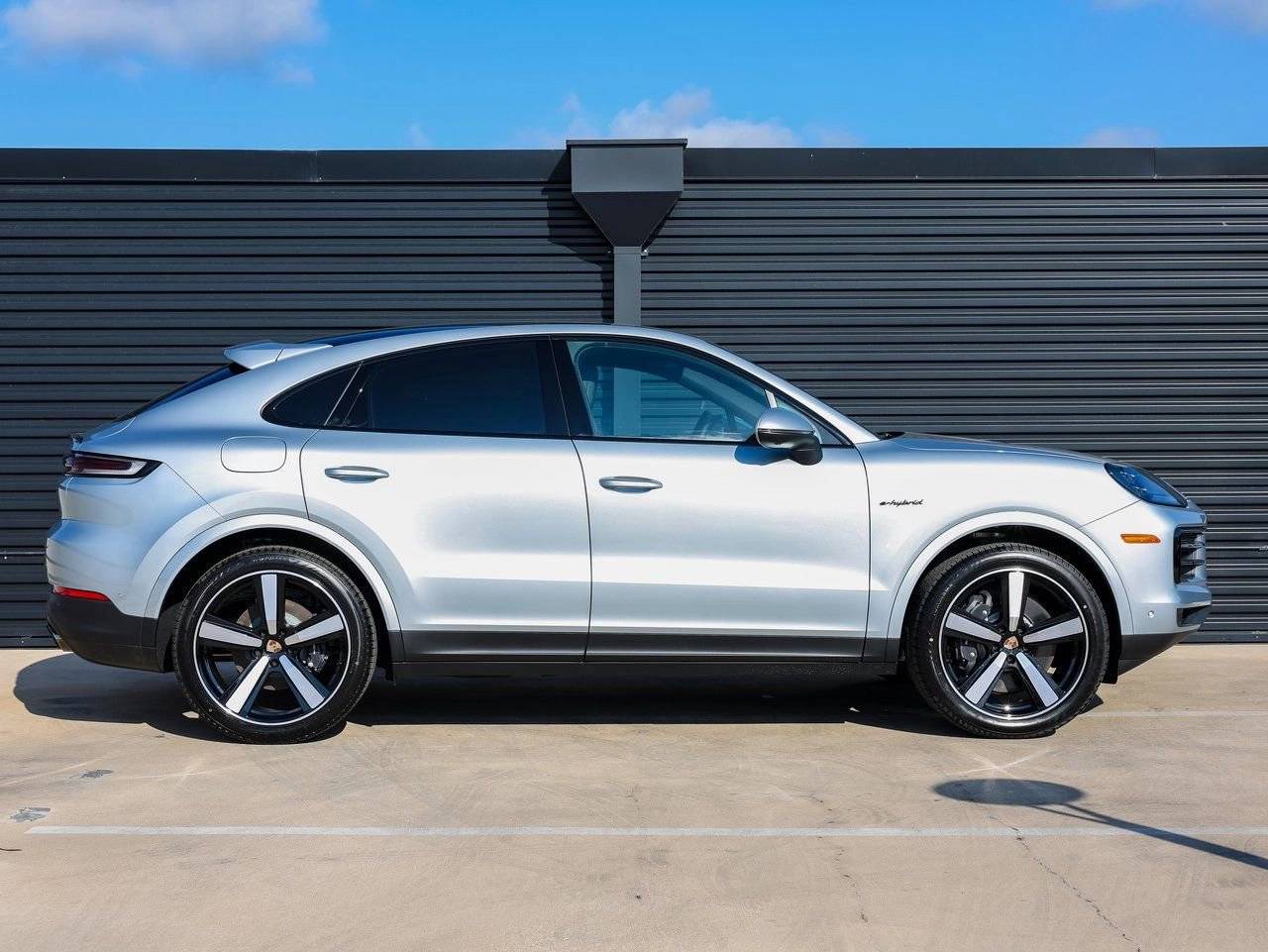 2025 Porsche Cayenne E-Hybrid Coupe