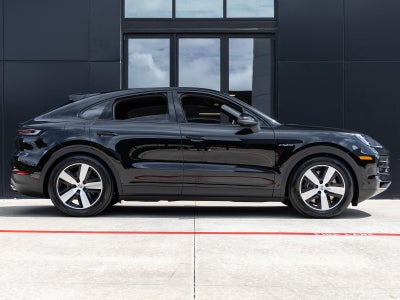 2026 Porsche Cayenne E-Hybrid Coupe