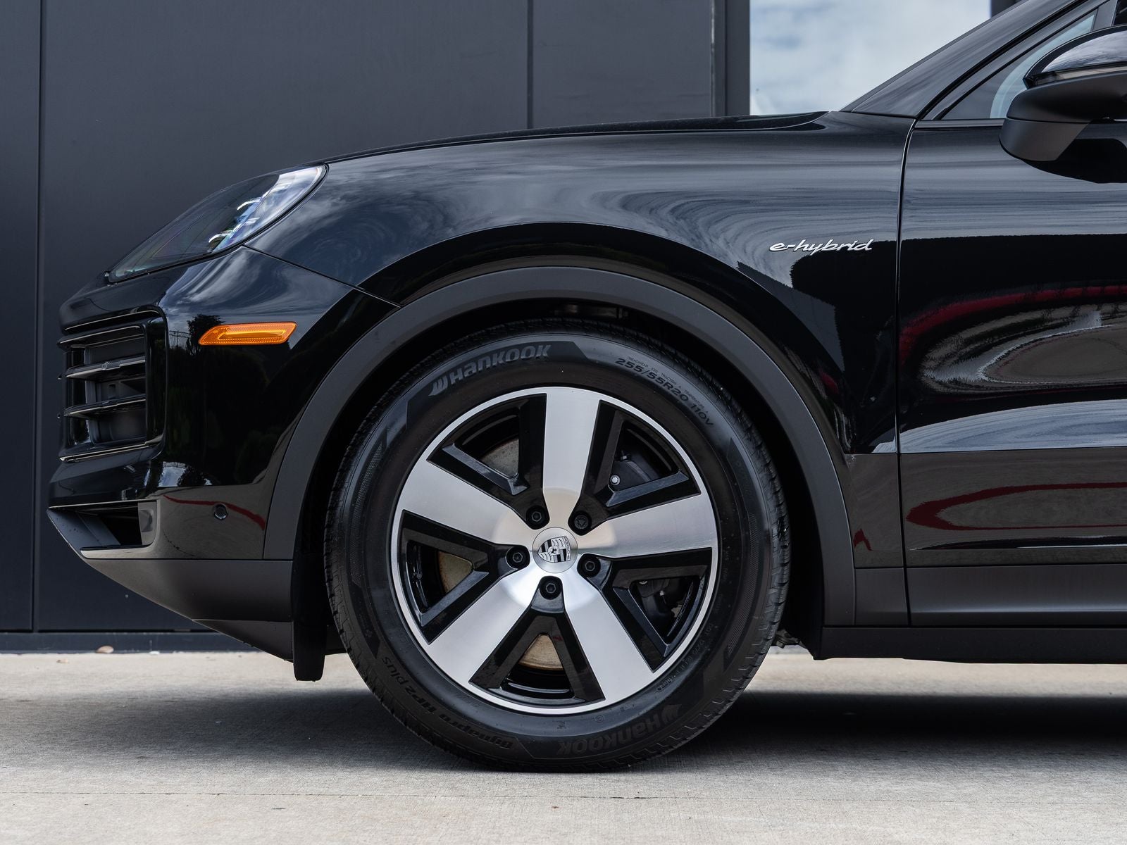 2026 Porsche Cayenne E-Hybrid Coupe