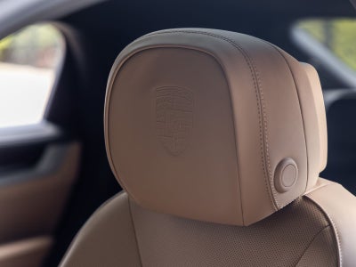 2026 Porsche Cayenne E-Hybrid Coupe