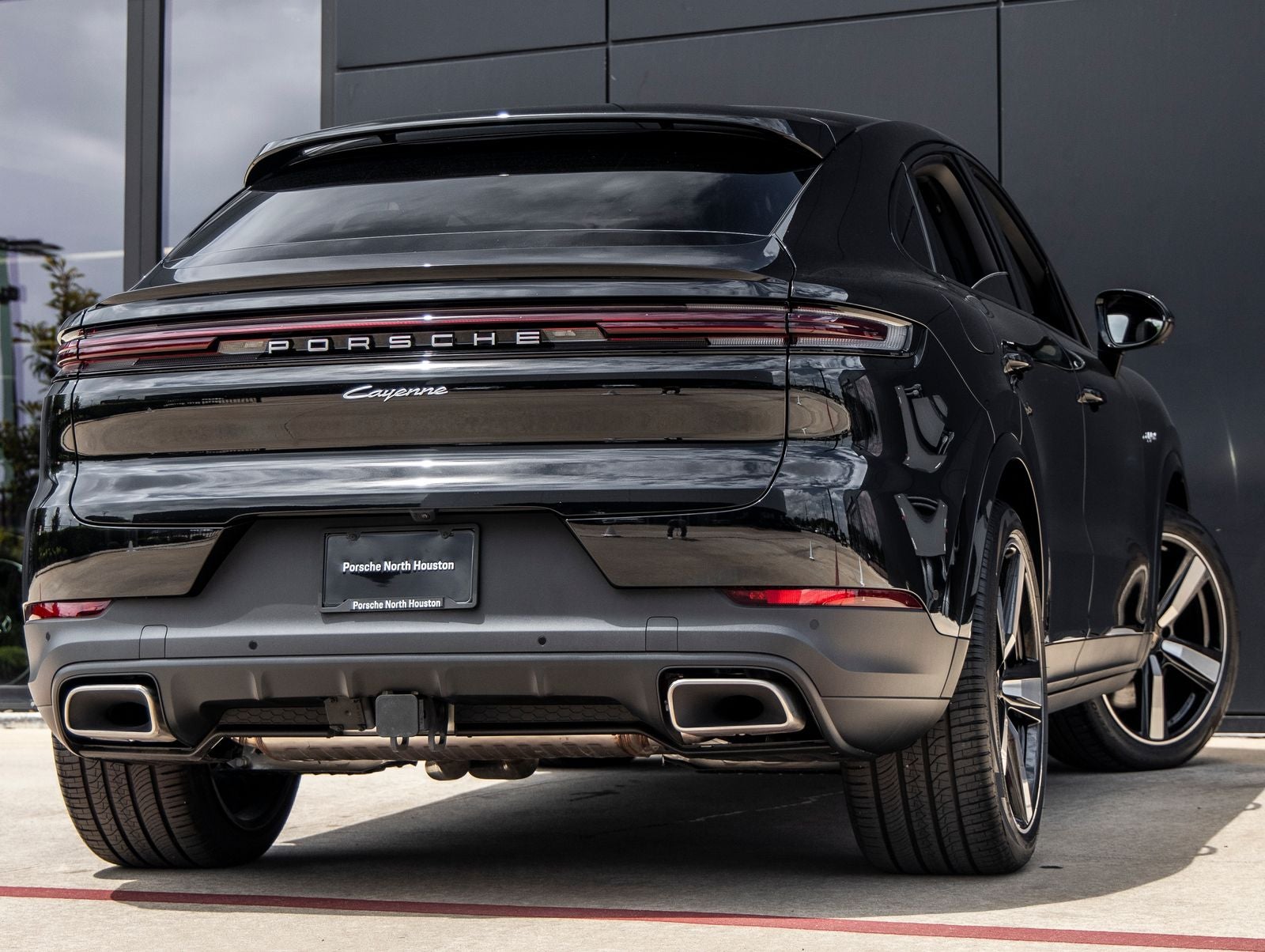 2025 Porsche Cayenne E-Hybrid Coupe