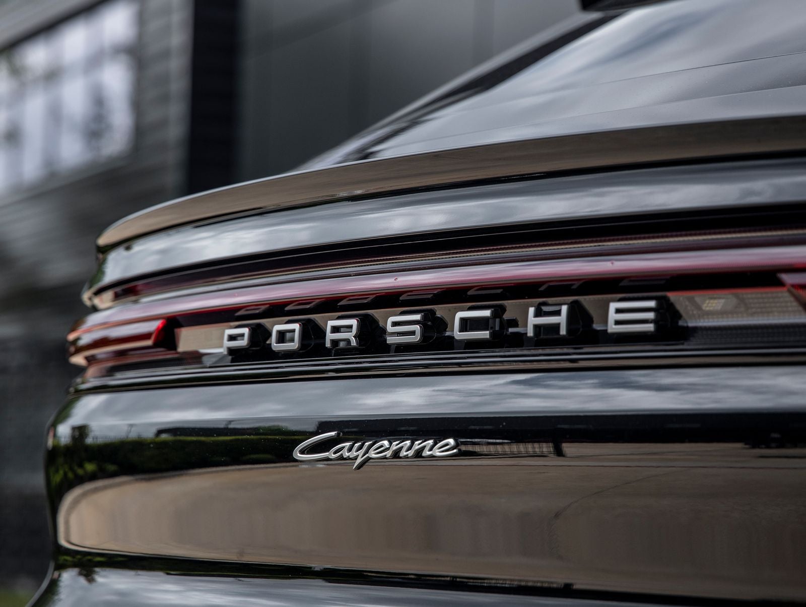 2025 Porsche Cayenne E-Hybrid Coupe