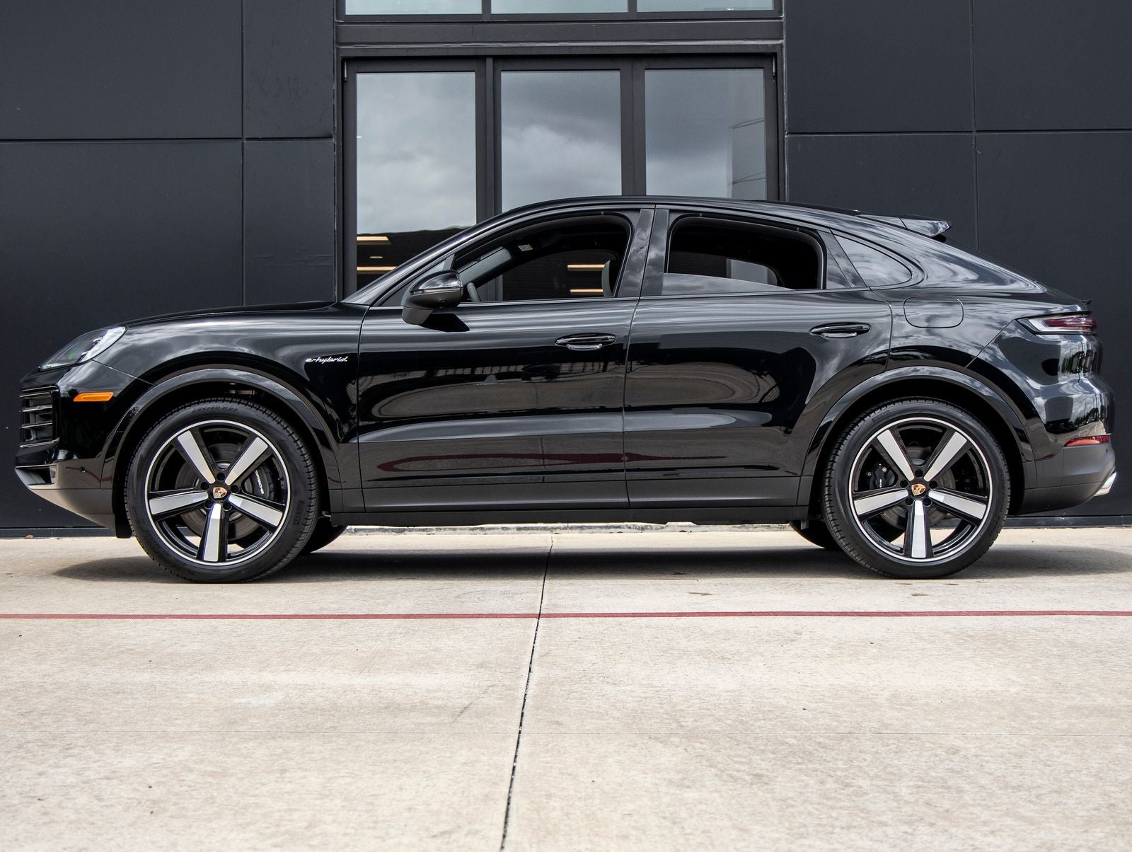 2025 Porsche Cayenne E-Hybrid Coupe