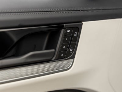 2025 Porsche Cayenne E-Hybrid Coupe